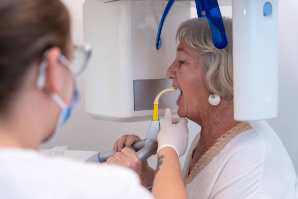 Best Weekend Emergency Dentist in Astor, FL