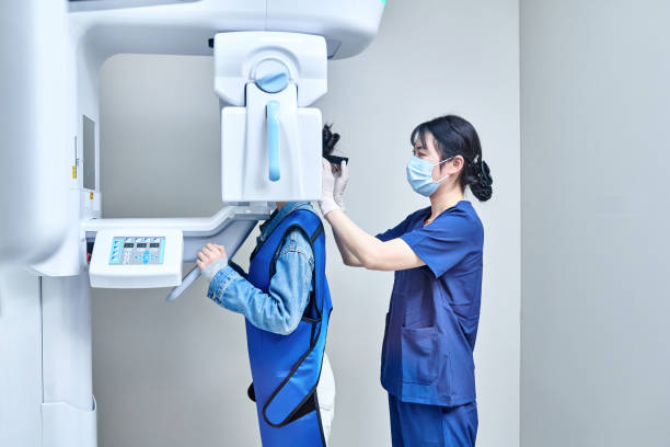 Best Emergency Dental Care for Broken or Chipped Teeth in Astor, FL